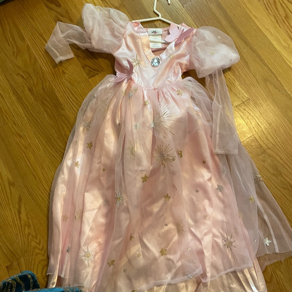 COPY - Glenda the good witch small